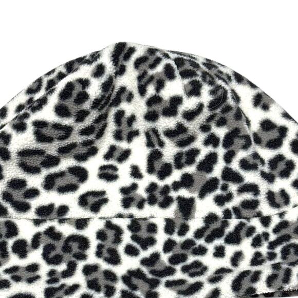 St. John’s Bay Black/White Animal Print Winter Hat - Classic Warm Fleece Beanie - Picture 2 of 4